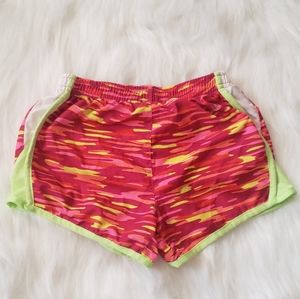 🩳 Nike Dri-Fit Girls Shorts